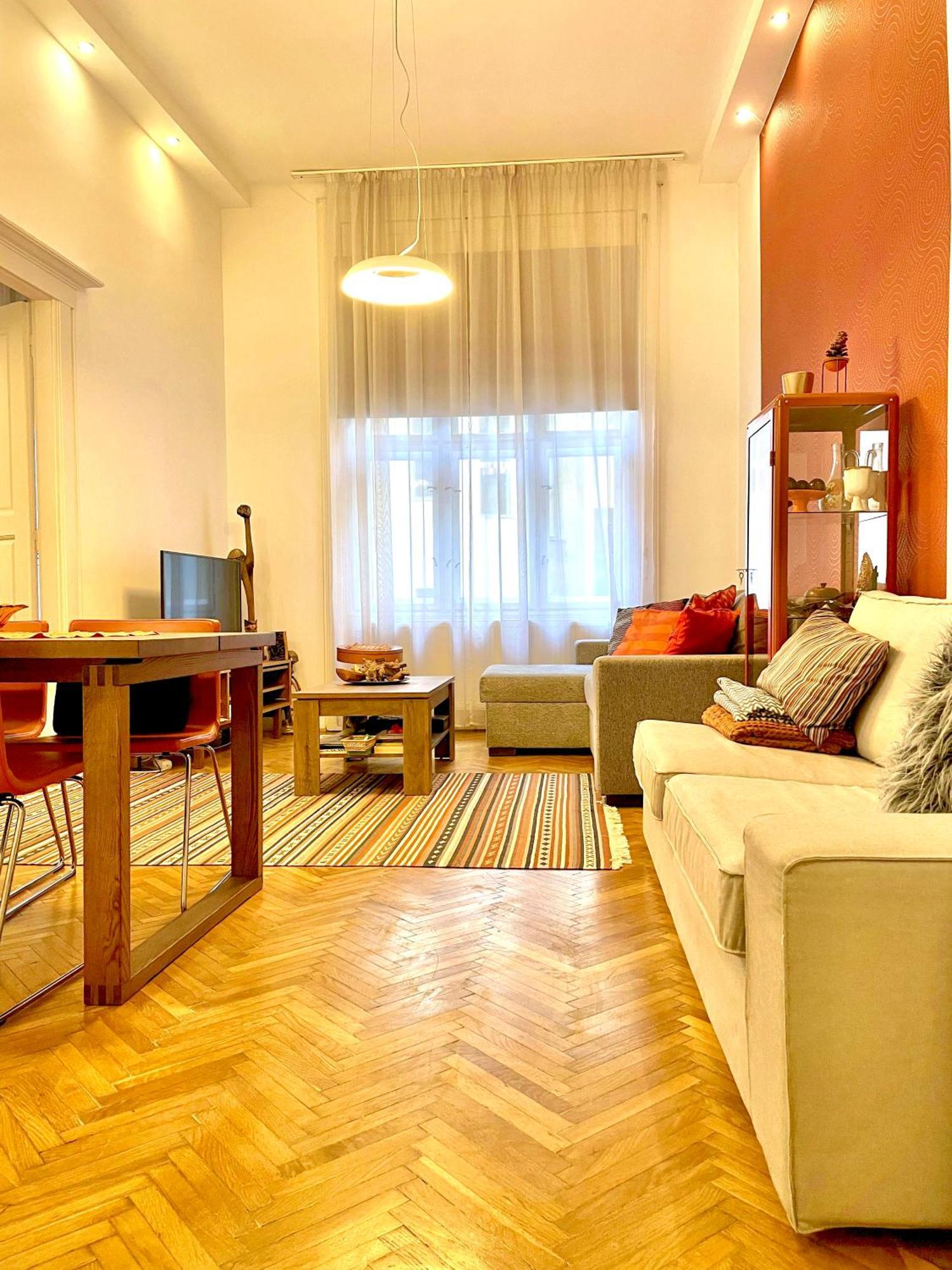 Appartement Orange Pearl 3 Next To Danube Budapest